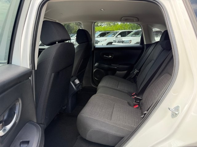 2025 Honda HR-V LX - Photo 15