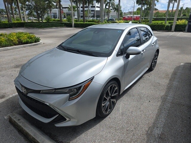 2022 Toyota Corolla XSE photo 3