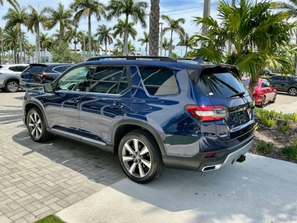 Certified 2023 Honda Pilot Touring SUV
