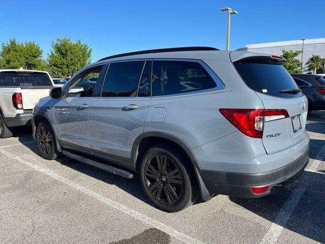 2022 Honda Pilot Special Edition photo 3