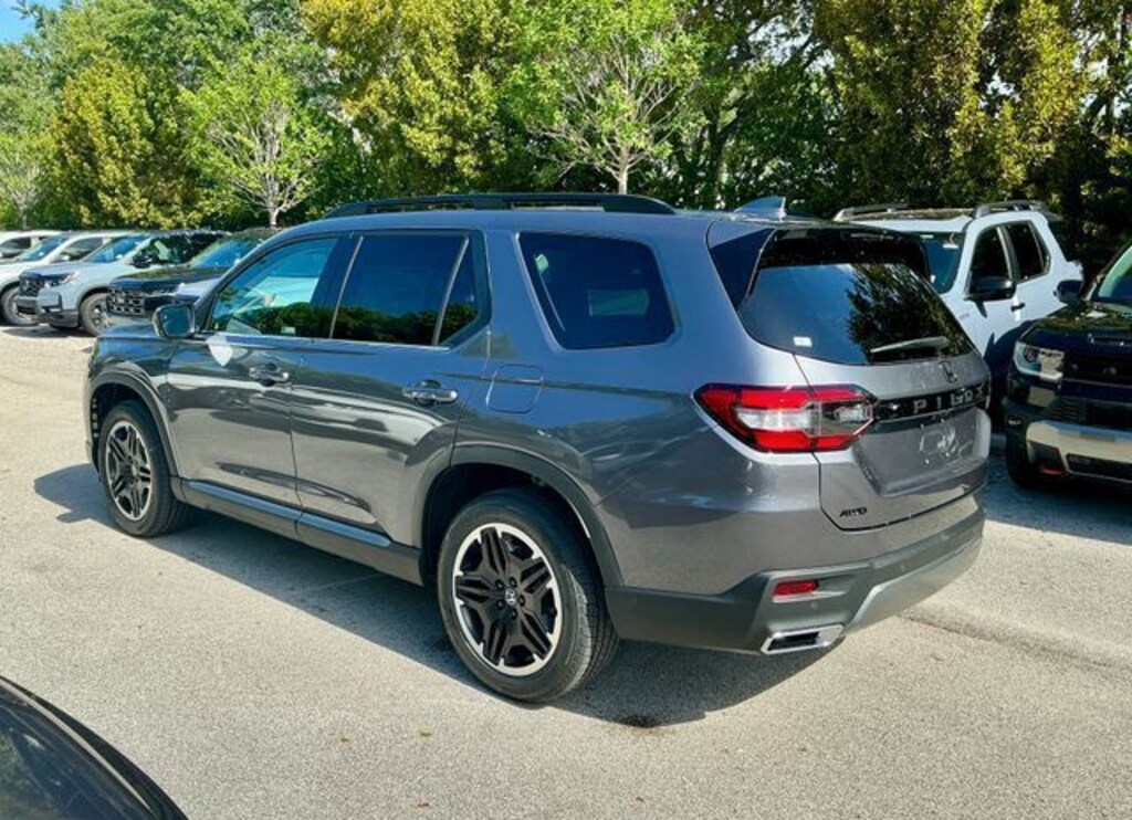 New 2026 Honda Pilot Touring SUV