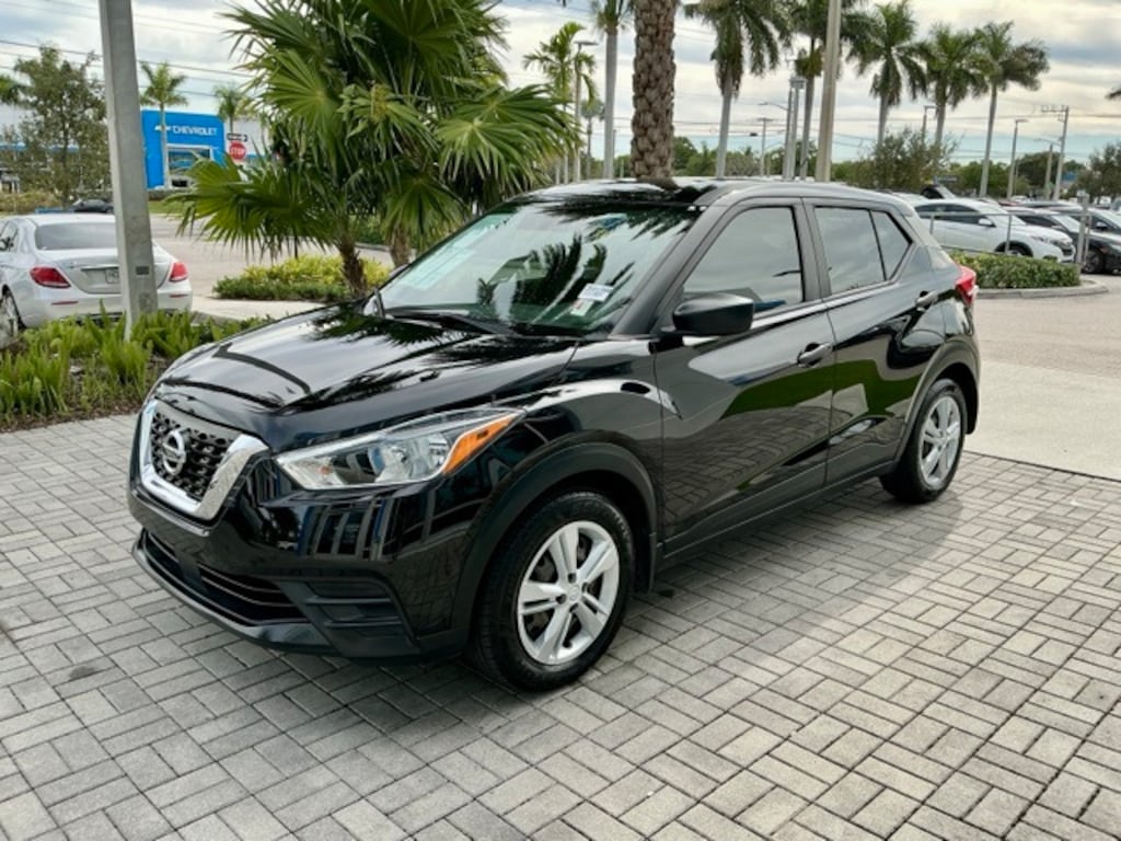 Used 2020 Nissan Kicks S SUV