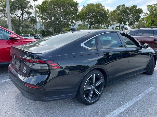 2024 Honda Accord Hybrid Sport photo 2