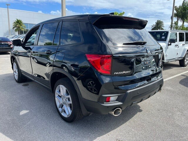2024 Honda Passport EX-L photo 3