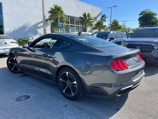 2020 Ford Mustang EcoBoost photo 3