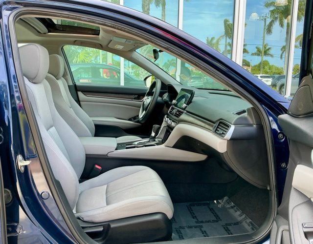 2020 Honda Accord EX - Photo 14