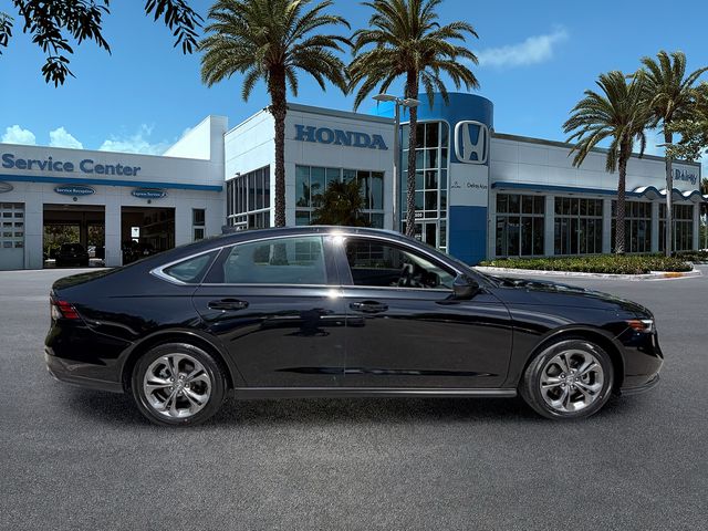 2023 Honda Accord EX - Photo 9