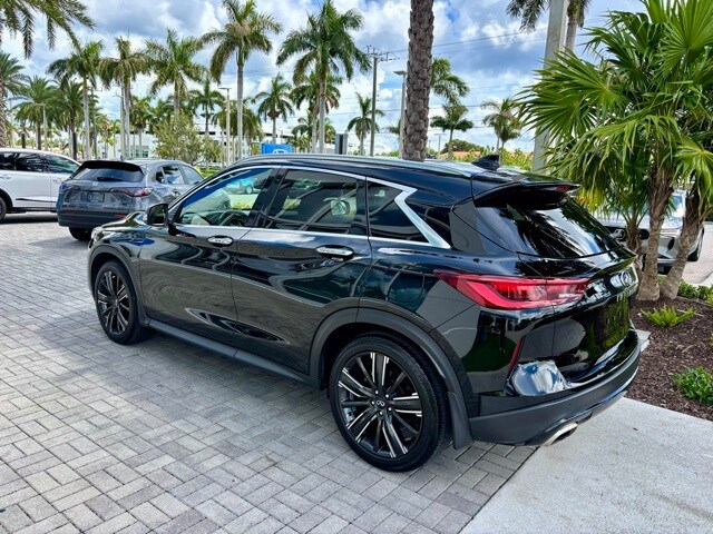 2022 Infiniti QX50 Luxe photo 4
