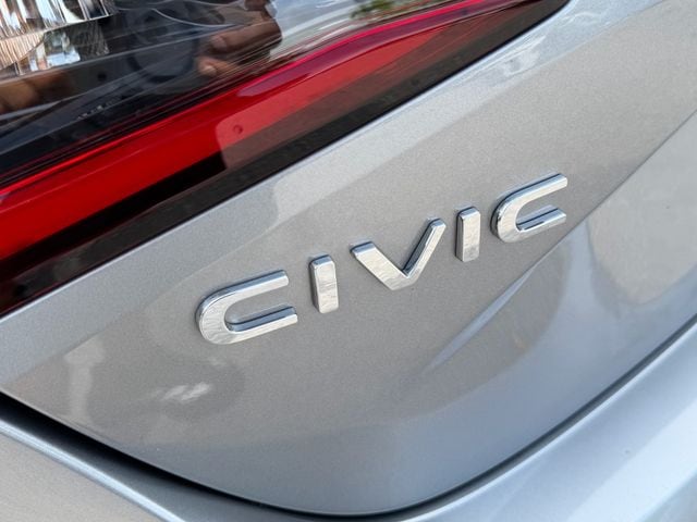 2023 Honda Civic Hatchback EX-L - Photo 13