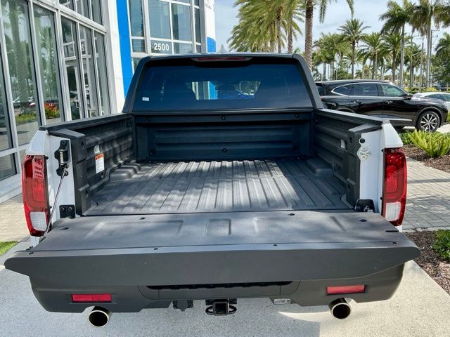 2025 Honda Ridgeline Sport - Photo 11