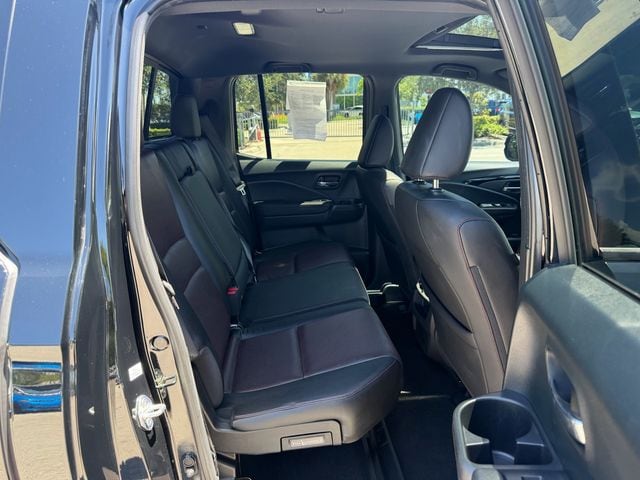 2023 Honda Ridgeline Black Edition - Photo 18