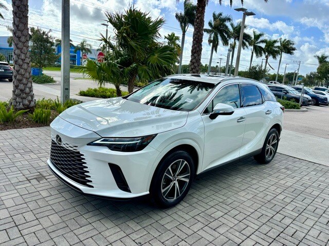 2023 Lexus RX 350 Premium photo 3