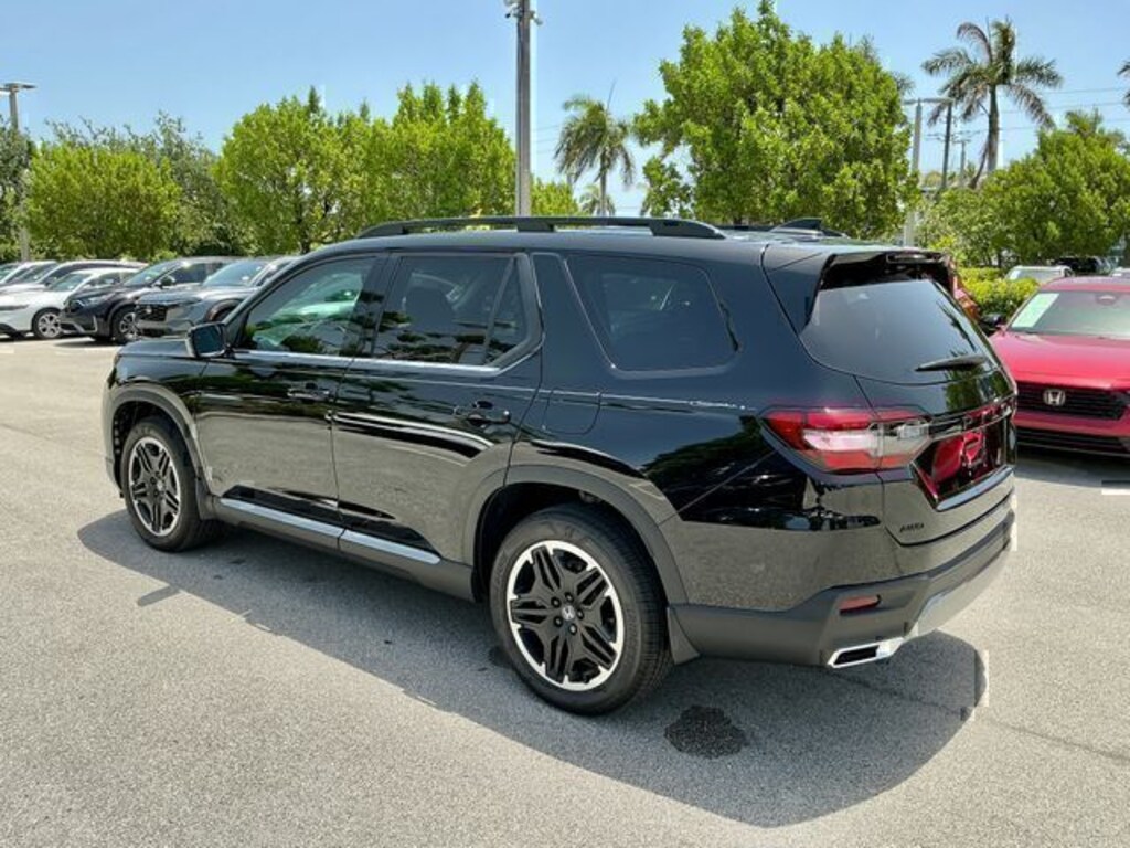 New 2026 Honda Pilot Touring SUV