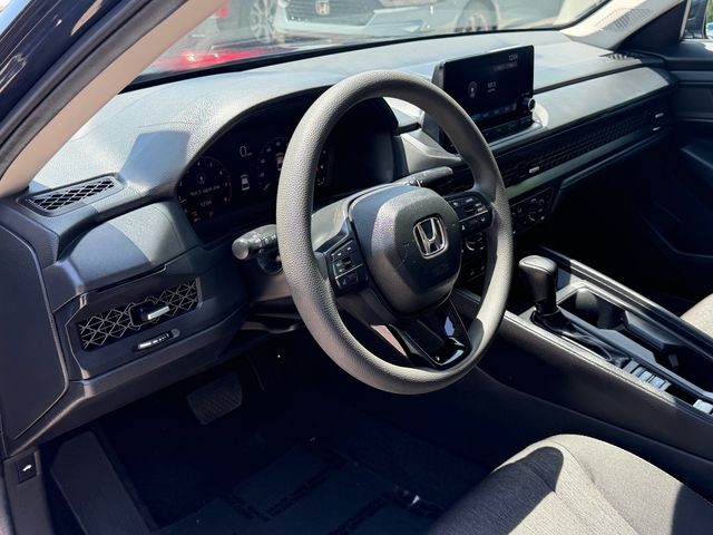 2025 Honda Accord SE - Photo 13