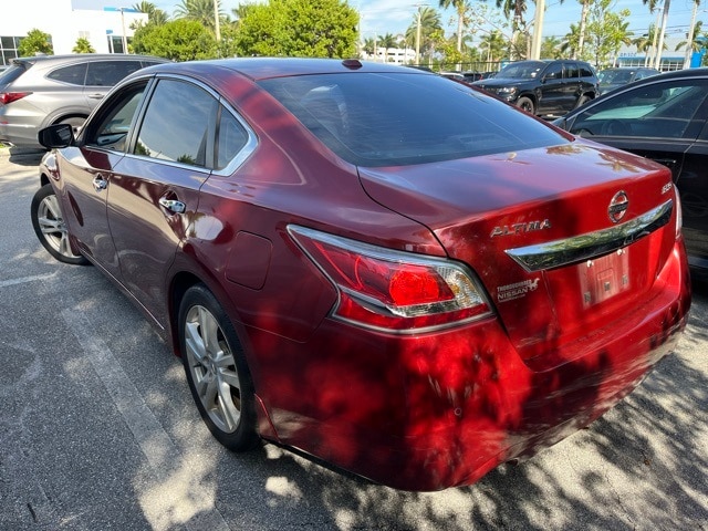 Used 2015 Nissan Altima SL with VIN 1N4BL3AP2FC287206 for sale in Delray Beach, FL