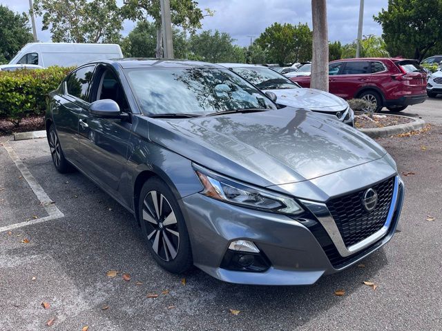2021 Nissan Altima SL