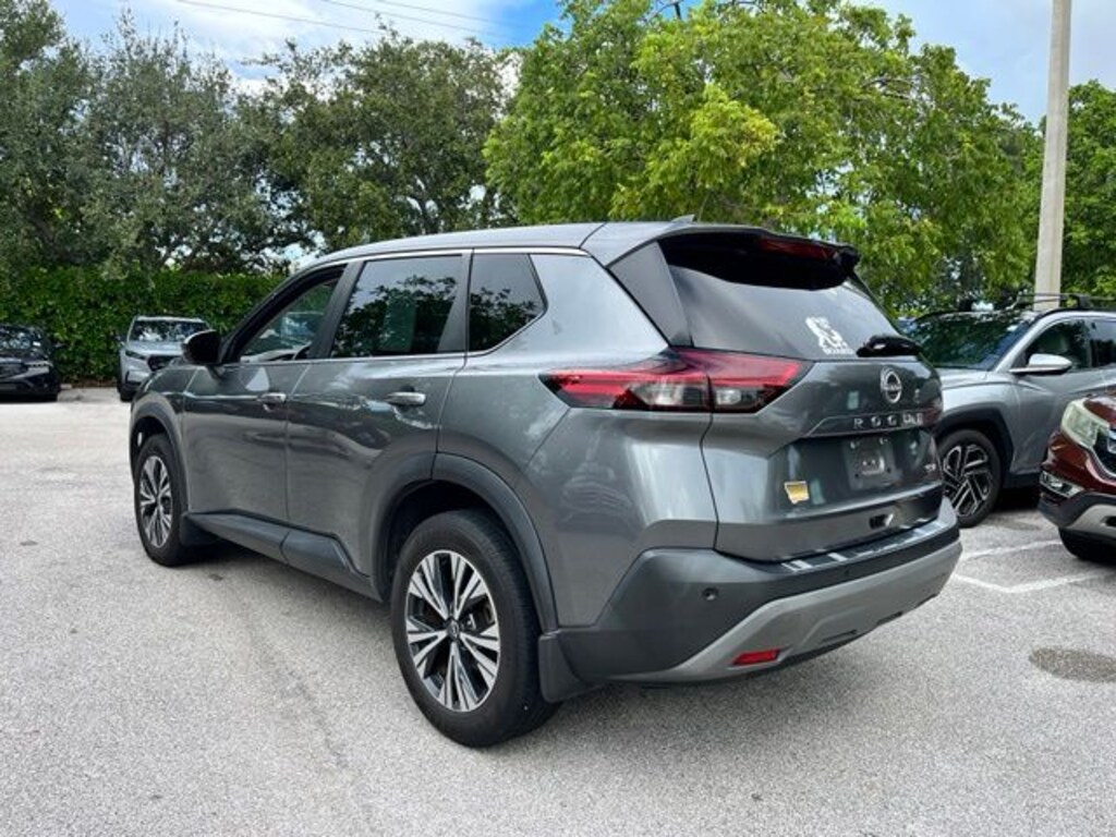 Used 2022 Nissan