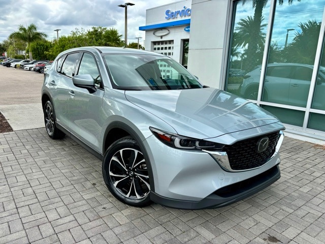 2023 Mazda CX-5 S Premium package's photo