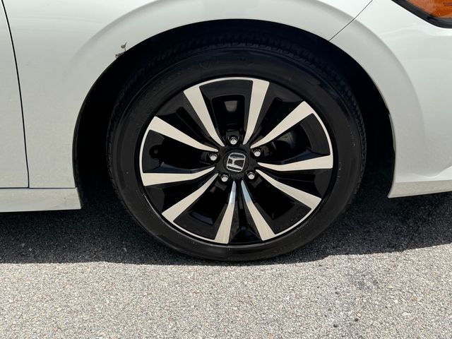 2024 Honda Civic EX - Photo 14