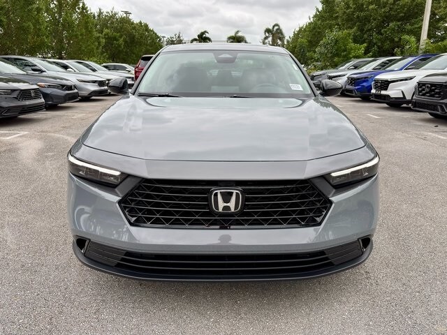 2025 Honda Accord SE photo 2