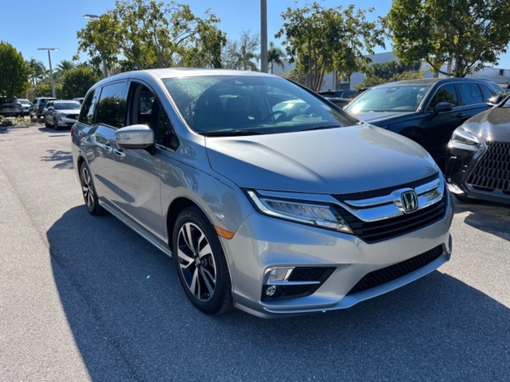 Certified 2020 Honda Odyssey Elite Van