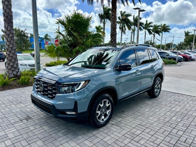 2023 Honda Passport TrailSport photo 3