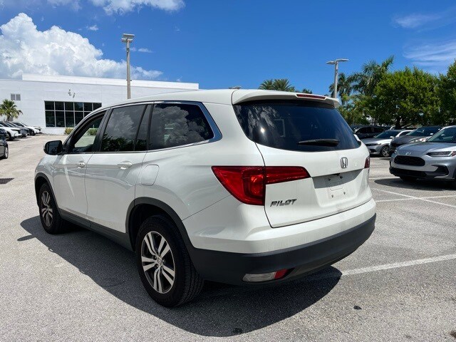 2017 Honda Pilot EX-L photo 3