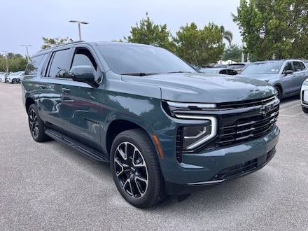 2025 Chevrolet Suburban RST SUV