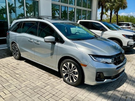 2026 Honda Odyssey Elite Van Passenger