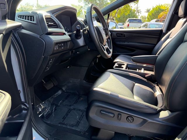 2024 Honda Odyssey SPORT - Photo 12