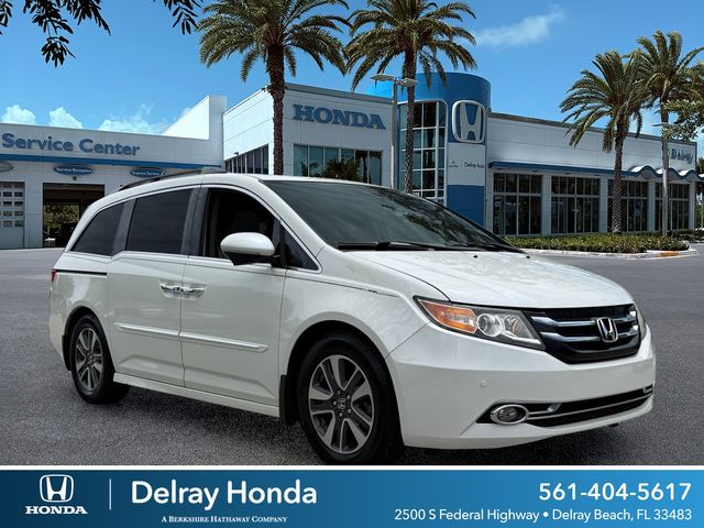 2015 Honda Odyssey Touring's photo