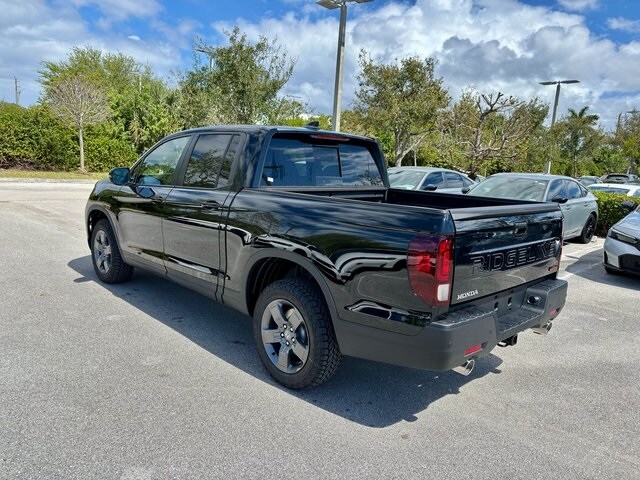 2025 Honda Ridgeline TrailSport photo 4