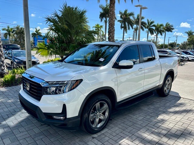 2023 Honda Ridgeline RTL photo 2