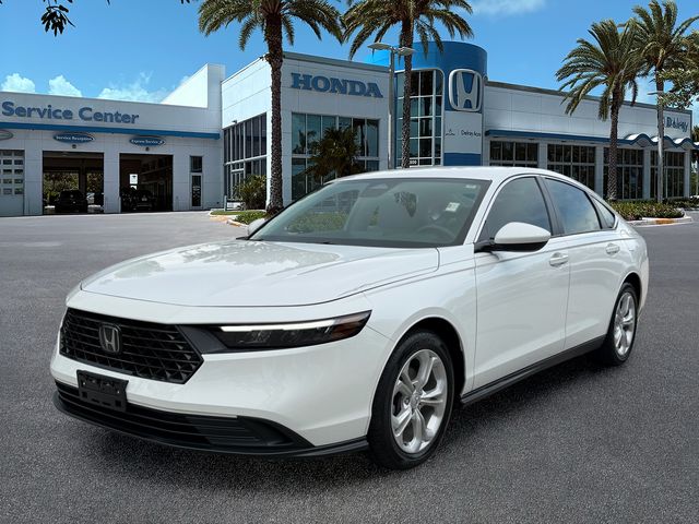 2023 Honda Accord LX - Photo 4