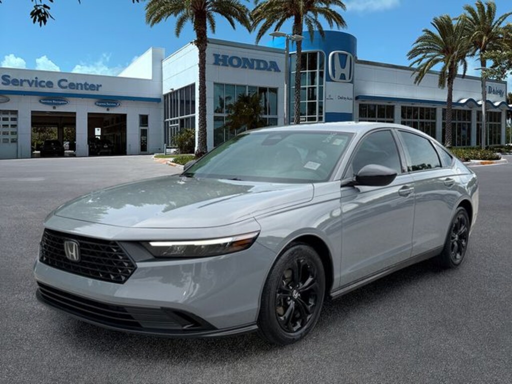 Used 2025 Honda Accord SE Sedan