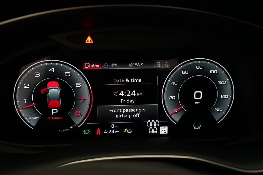 2025 Audi Q7 55 Premium Plus photo 2