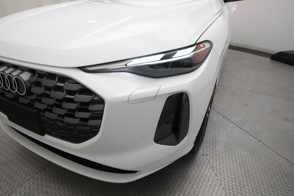 Used 2025 Audi Q5 2.0T Premium SUV