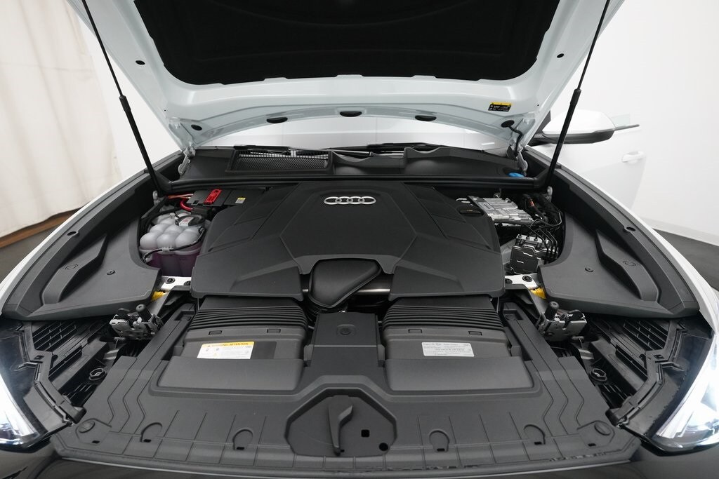 New 2026 Audi Q8 SUV