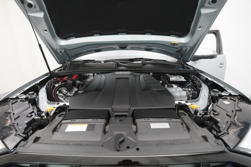 Used 2025 Audi Q7 45 Premium Plus SUV