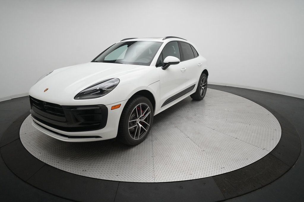 2026 Porsche Macan S