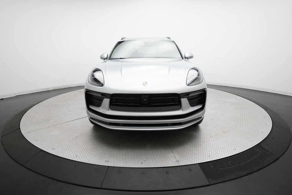 New 2026 Porsche Macan SUV