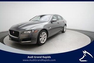 2017 Jaguar XF 35t Premium Sedan