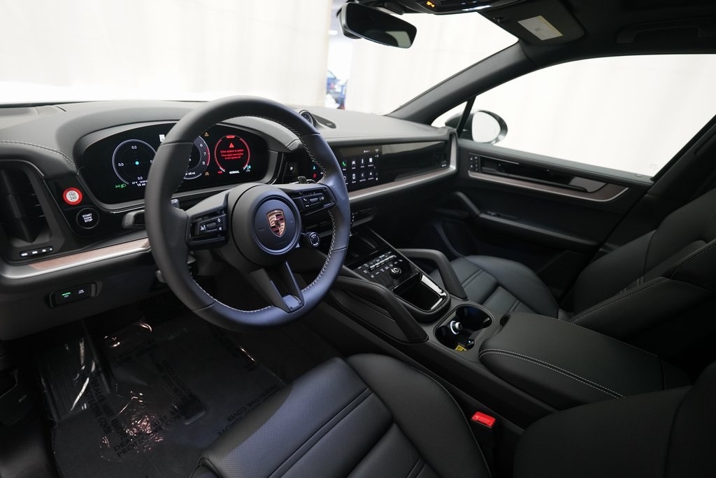 Used 2025 Porsche Cayenne SUV