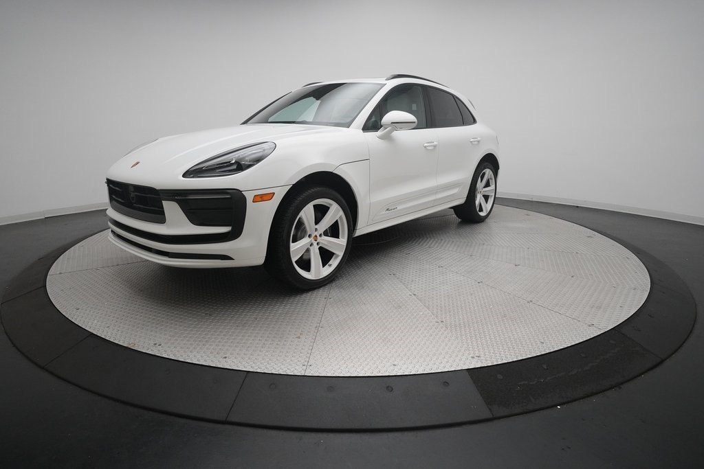 2026 Porsche Macan