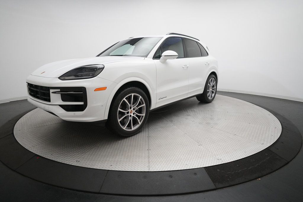 2025 Porsche Cayenne Base