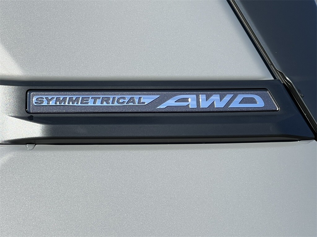 2025 Subaru Forester Limited photo 2