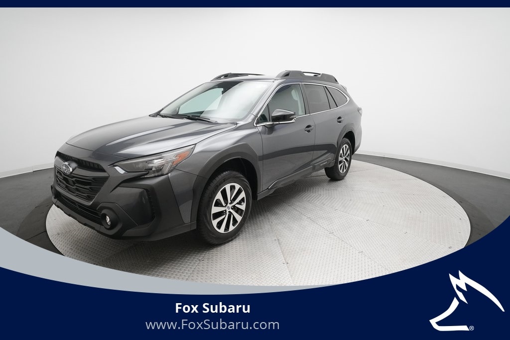 2025 Subaru Outback Premium's photo