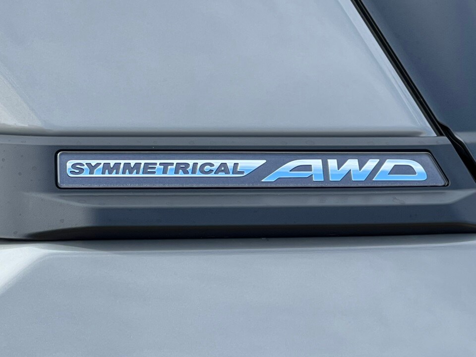 2025 Subaru Forester Limited photo 2