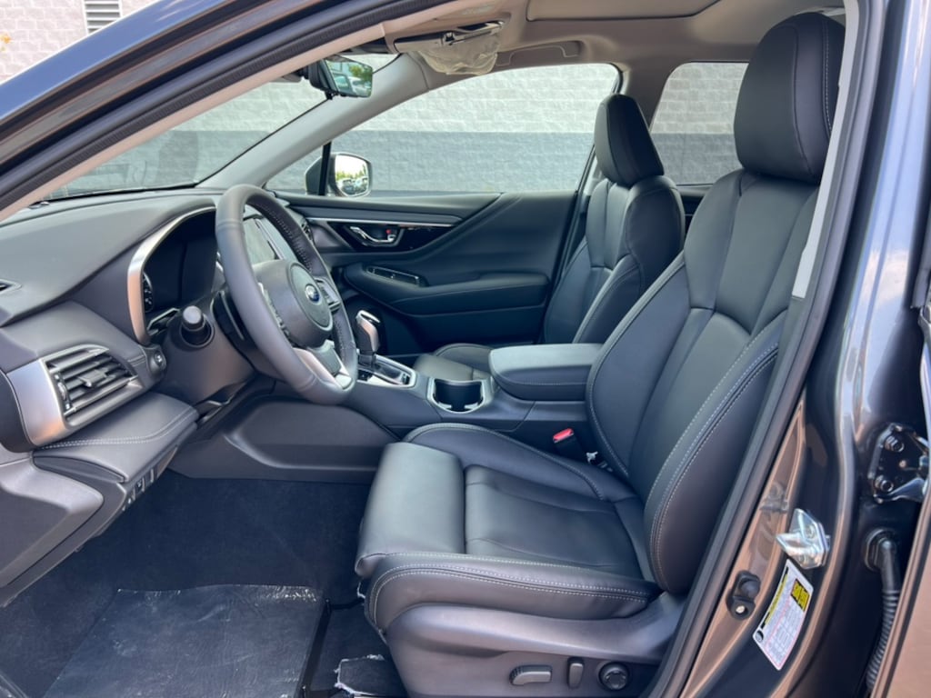 New 2025 Subaru Outback Touring SUV