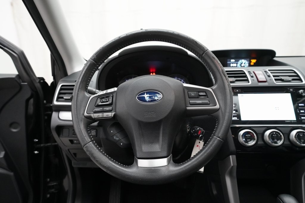 2016 Subaru Forester 2.5i Limited photo 4